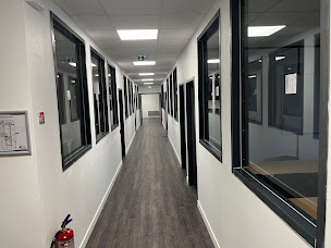 Photo n°1 de J.M.S - Contractant Général - Rénovation et Aménagement à Rosny-sous-Bois (Travaux généraux)