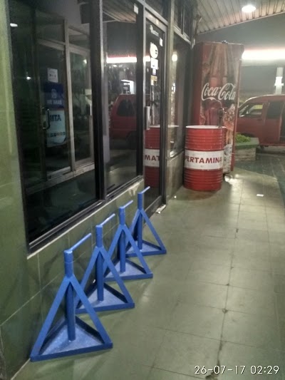Photos of Pertamina gas stations 34-13202