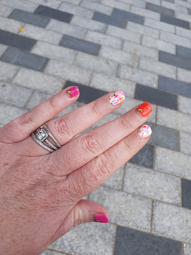Mint Mint Nails - Visual