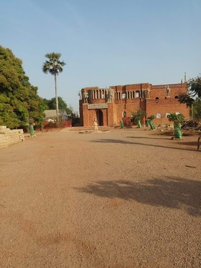Photos of Maasm&ecirc; Issouka - Palais Du Naaba D'Issouka