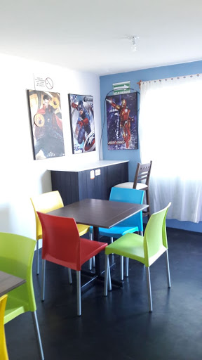 Avengers pub - Visual