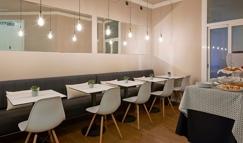 Hostal Central Barcelona by null