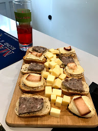 Photo n°39 de Au coeur de l'Eure à Fontaine-sous-Jouy (Bureau de tabac)
