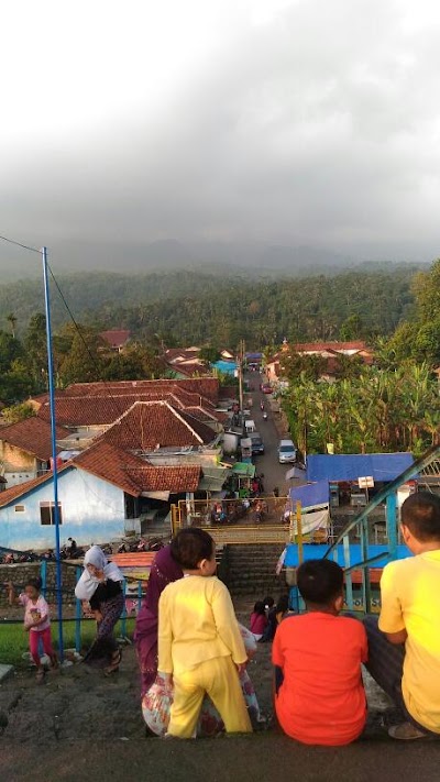 Photos of Stasiun Patuguran