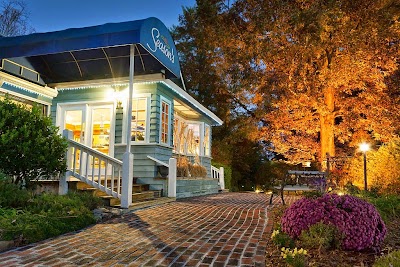 Photos of Highland Lake Inn & Resort