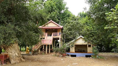 Photos of អាស្រមអ្នកតាដែក