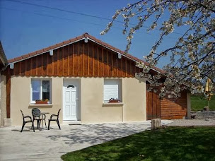 Photo n°1 de L'étang-tilleul à Giffaumont-Champaubert (Gîte)