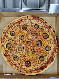 Photo n°4 de Royal Pizza - Cantenay à Cantenay-Épinard (Pizzeria)