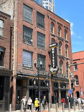 Dierks Bentley's Whiskey Row - Nashville by null