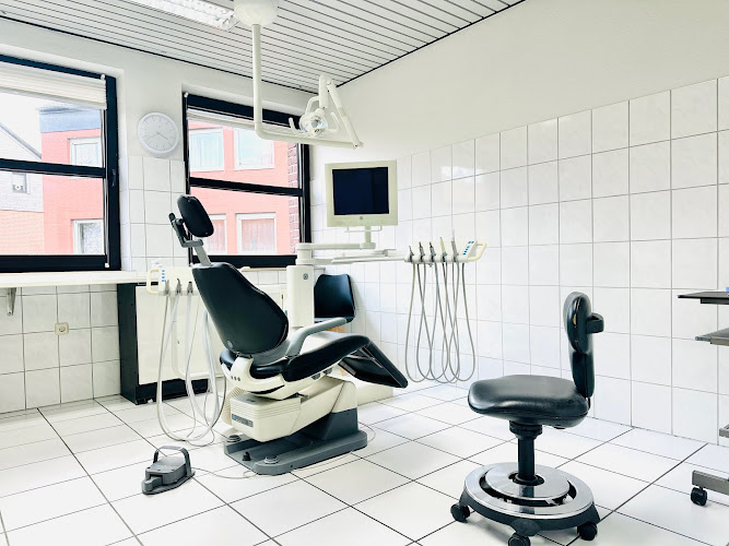 MVZ Zahnarzt Centrum Castrop / Zahnarzt Rudolf Koberg