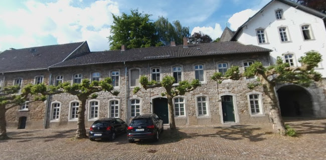 http://www.kunsthaus.nrw/