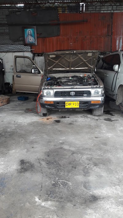 Photos of Servi Kias Y Hyundai El Mompys