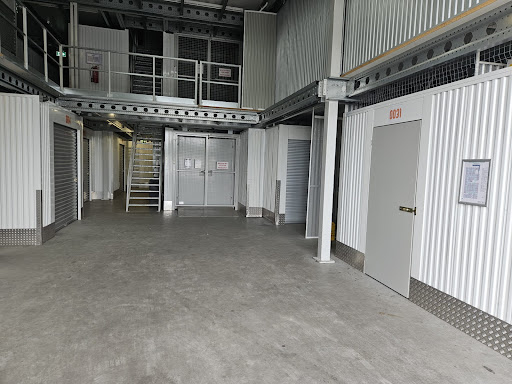 Storage Competitor - Visual