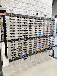 Photo n°2 de 💊 PHARMACIE & OPTIQUE CATHALA l Aigues Mortes 30 à Aigues-Mortes (Opticien)