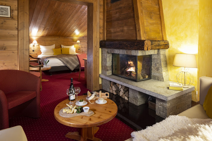 Hotel 4 Étoiles Le Mont Vallon Méribel by null