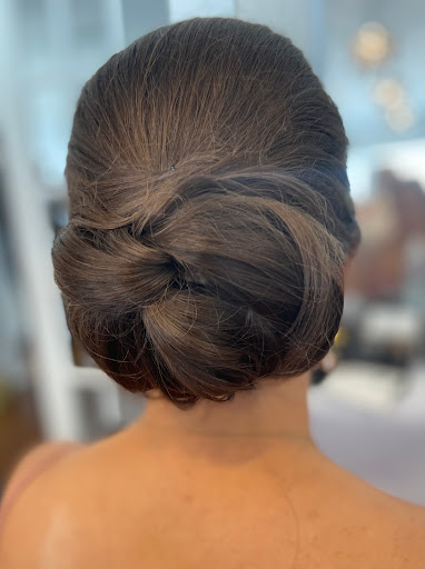 GGiraldo Salon - Thumbnail