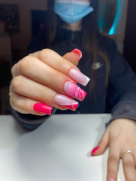 Photo n°6 de Emranails à Provins (Salon de manucure)