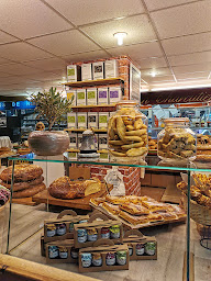 Photo n°12 de Panissain les halles d avignon à Avignon (Boulangerie)