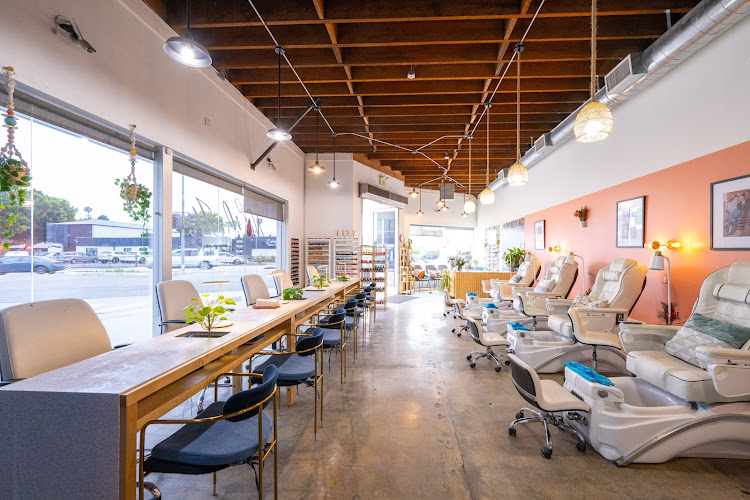Nail It Salon interior view