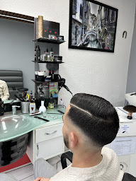 Photo n°10 de Coiffure Melih à Valence (Salon de coiffure)