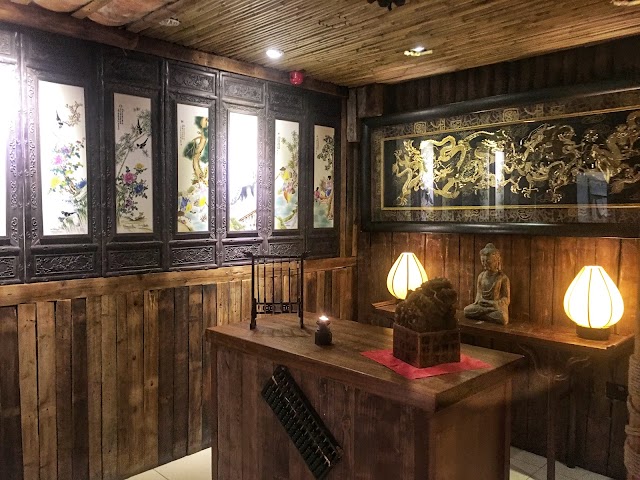 Dragon Inn Club