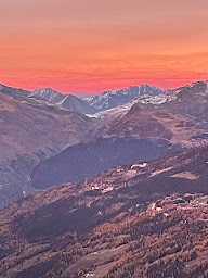 Photo n°19 de Ski Republic Wengen Les Coches à Bellentre (Magasin d'articles de sports)