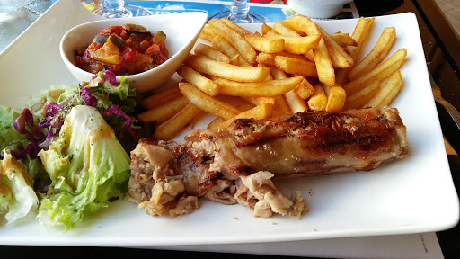 Photo 2 - La Trattoria