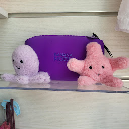 Photo n°19 de BANANA MOON & LIVIA - Port du Crouesty à Arzon (Magasin de maillots de bain)