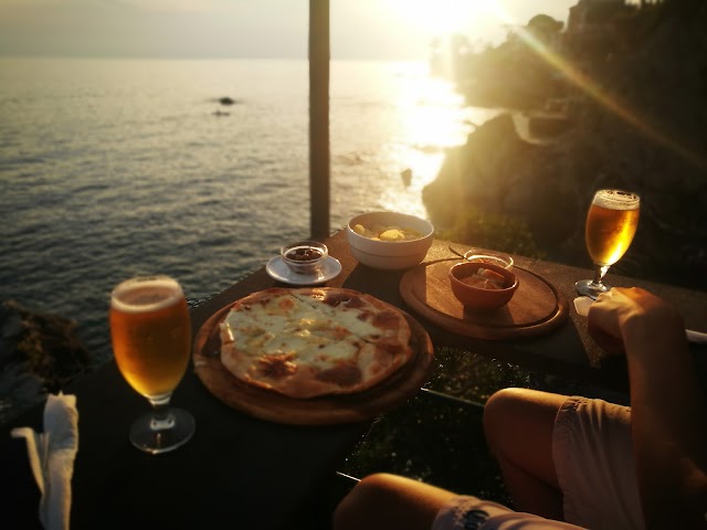 Eraora Summer Bar