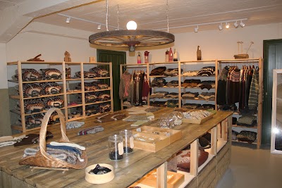 Photos of Ullarseli&eth; - Wool Centre