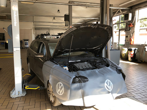 Lomanto Auto Volkswagen Service - Thumbnail