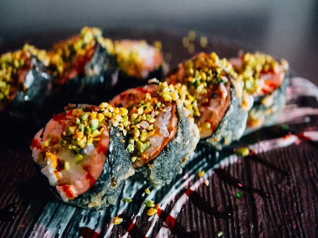 Hagakure Sushi - Fusion Restaurant & Sushi Bar