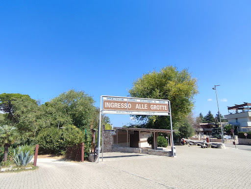 Castellana Grotte - Grotte (piazzale Anelli) - Thumbnail