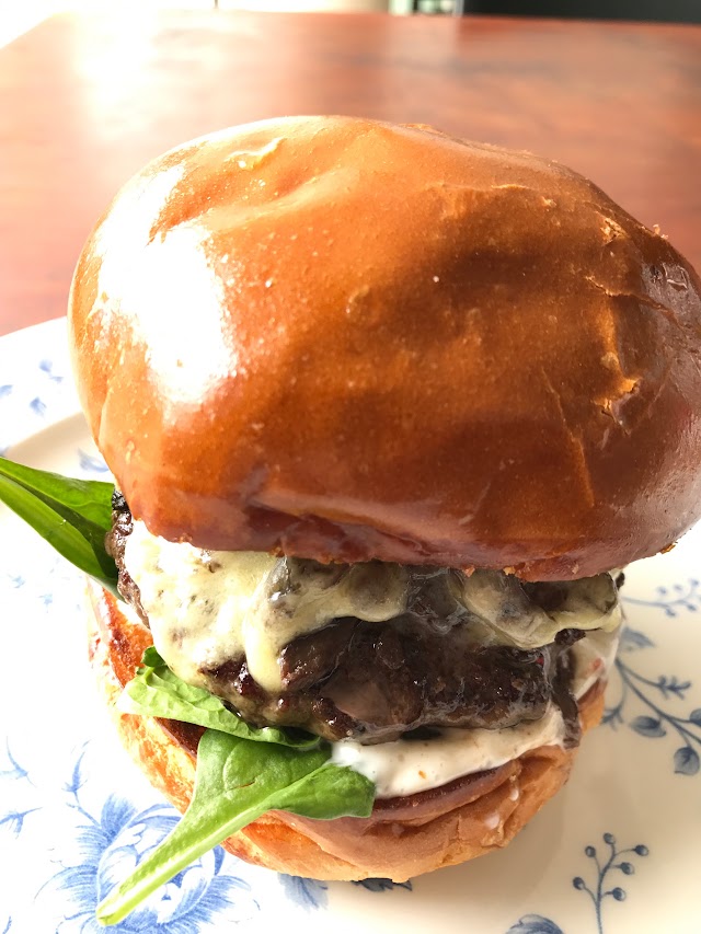 Boom Boom Burger Bar