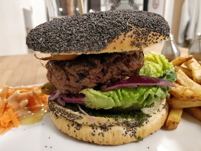 XV Burger