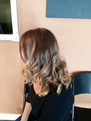 Priscillas Hair Salon - Thumbnail
