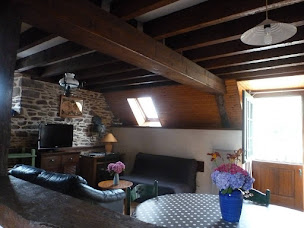 Photo n°8 de Gîte rural meublé à Châteauneuf-d'Ille-et-Vilaine (Agence de voyages)