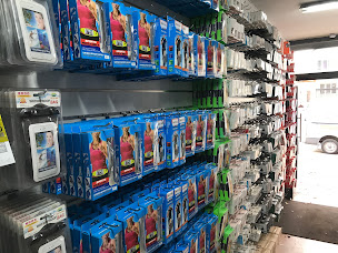 Photo n°19 de Oscar Phone & Réparation tous téléphones à Aubervilliers (Magasin d'accessoires pour téléphones mobiles)