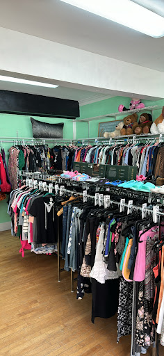 Lucky Finds Thrifts & Gifts LLC Gallery - United States