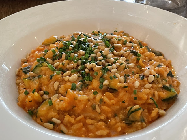 Quod Restaurant & Bar - Restaurant