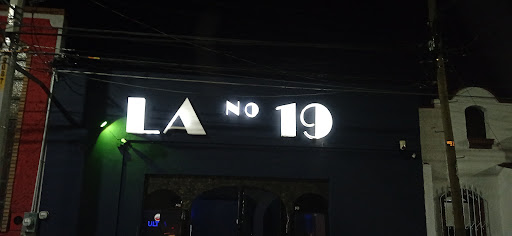 La No° 19 Mezcaleria