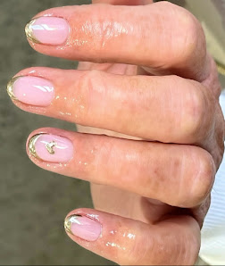 LC NAILS 263 Woodhouse Ln, Wigan WN6 7NR, United Kingdom