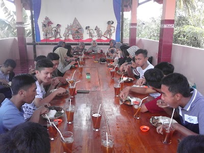 Photos of Saung & Pemancingan Fata Ulwan