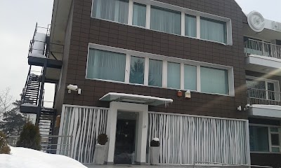 Photos of Hill Clinic