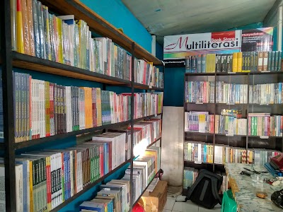Photos of Toko Buku Multiliterasi