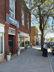 Compass Creative 33 Main St W, Grimsby, ON L3M 1R3, Canada