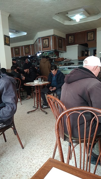 Photos of Caf&eacute; de l'Est