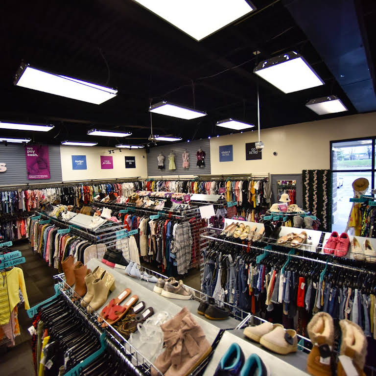 Plato's Closet - Lee's Summit, MO - Used Clothing Store in Lee's Summit