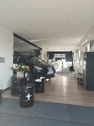 Photo n°2 de TOP GARAGE - DENIAU AUTOMOBILES à Liffré (Garage automobile)