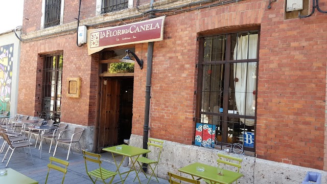 La Flor de la Canela